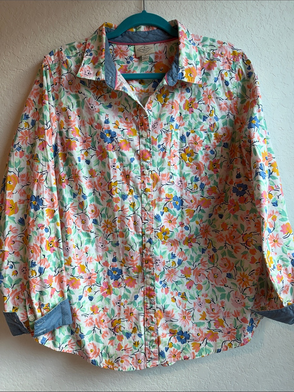 Women’s Floral Button-Down Cotton Shirt